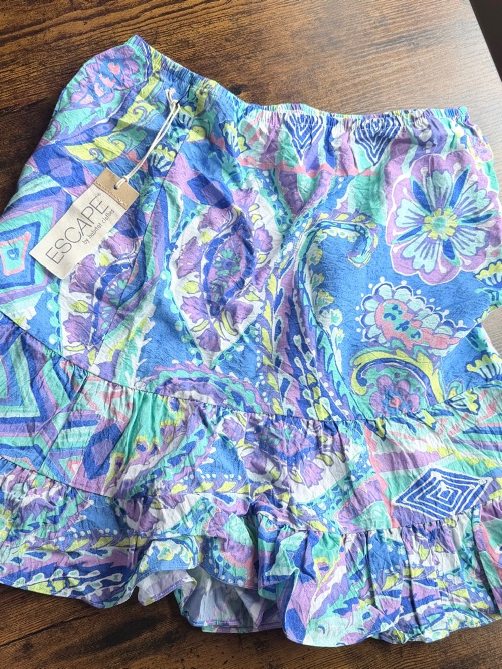 Escape by Habitat Clothes crinkle skirt in Multi Paisley blue color. Lightweight